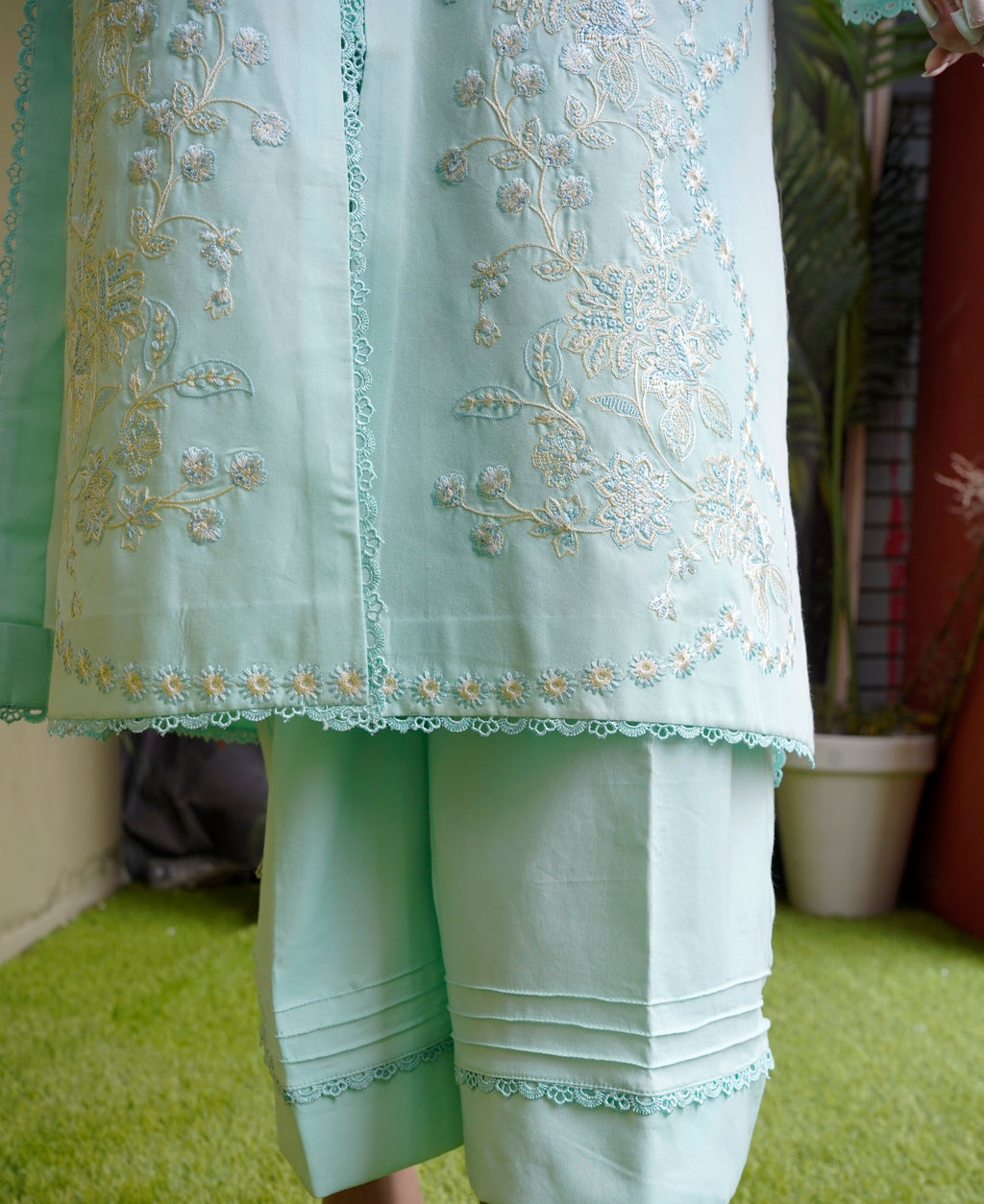 Elara  2-Piece Kurta Set