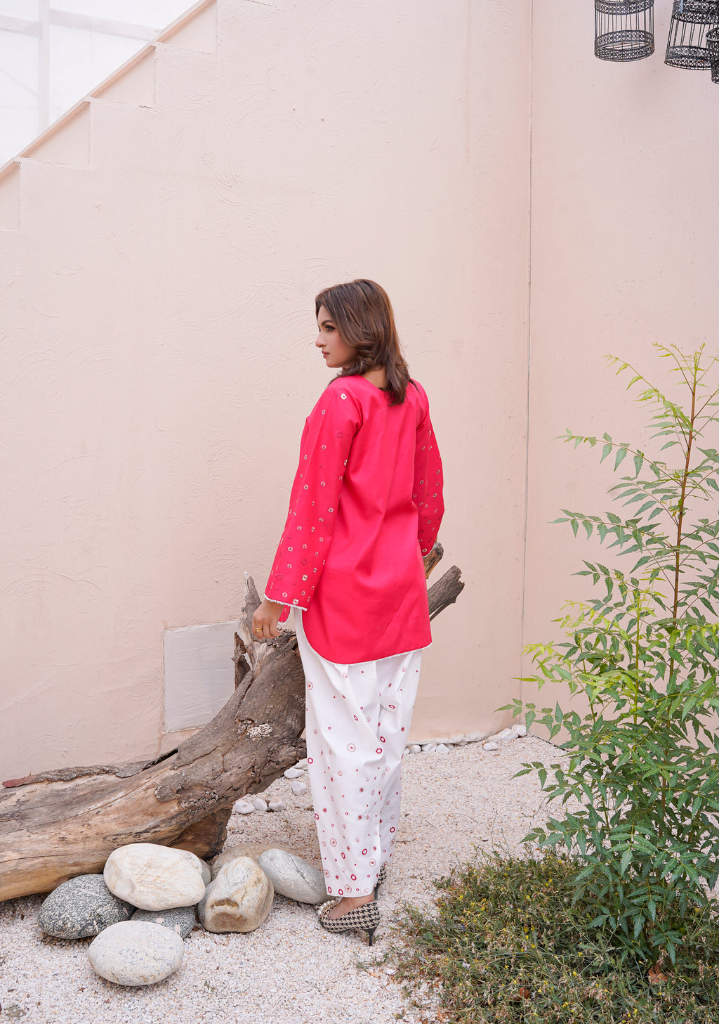 Ayla – Embroidered 2-Piece Kurta Set