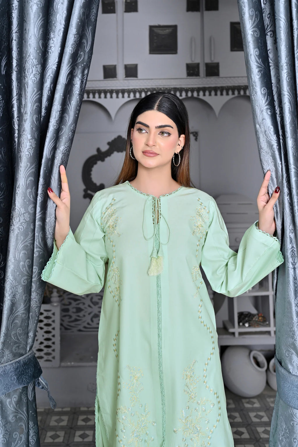 Elara  2-Piece Kurta Set