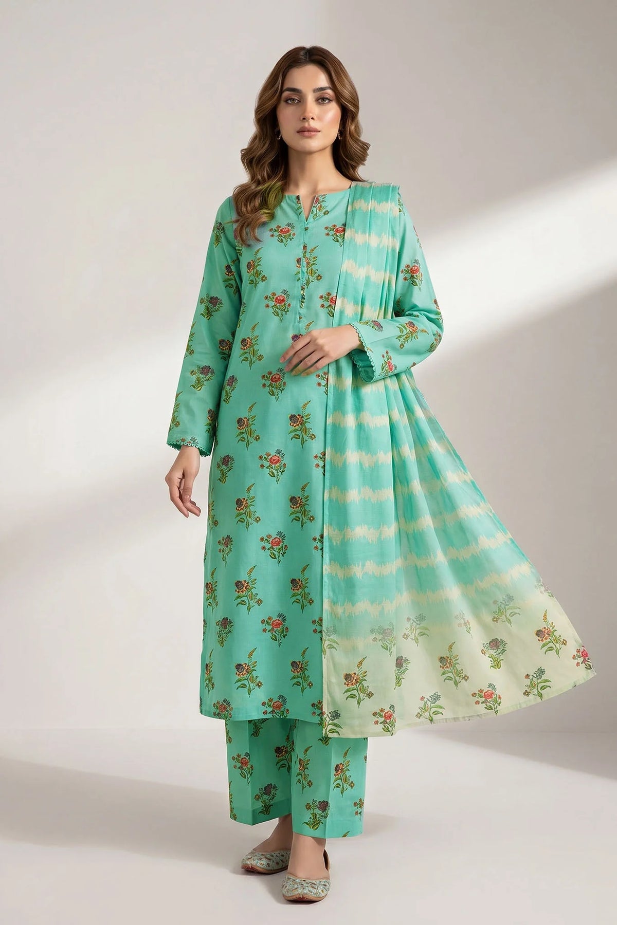 Noura N-37: Unstitched Printed Lawn 3PC