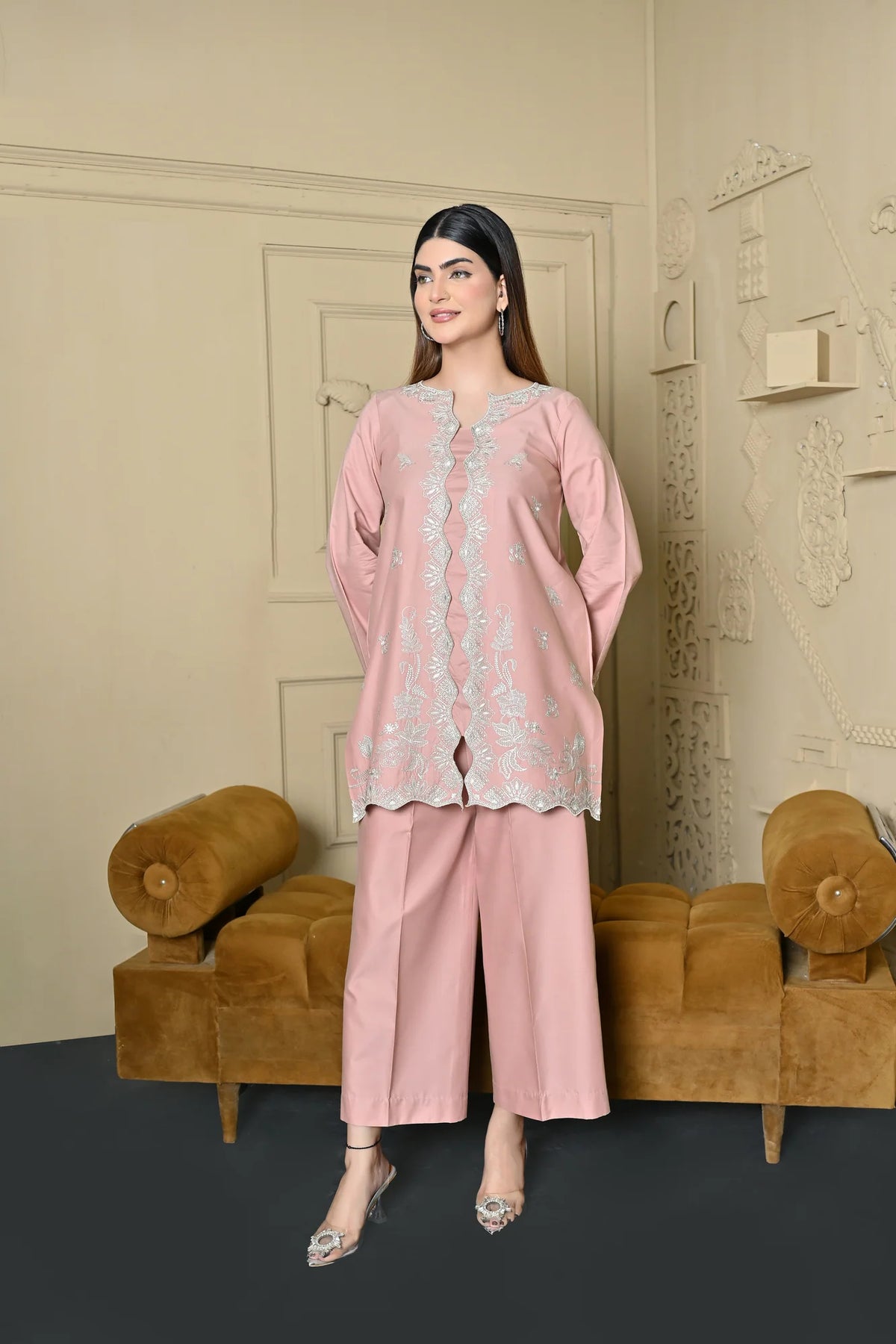 Pariza – Embroidered 2-Piece Kurta Set